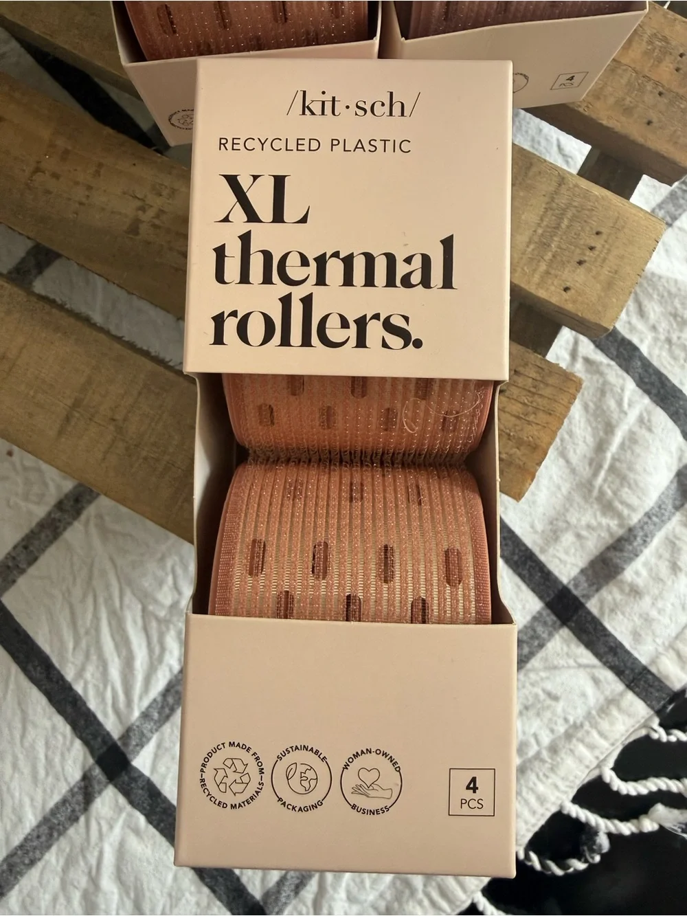 3 boxes -12 total rollars. Kitsch XL Thermal Rollers in Rose